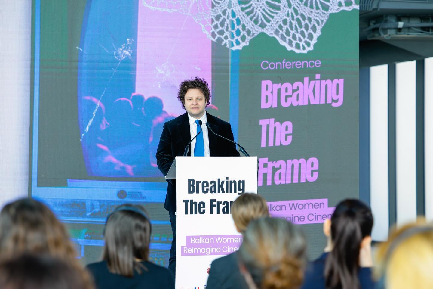 jonid_jorgji_breaking_the_frame